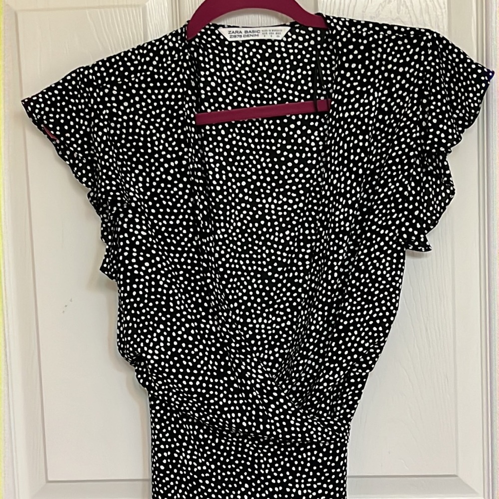 Zara Basic Wrap Top - Picture 12 of 13